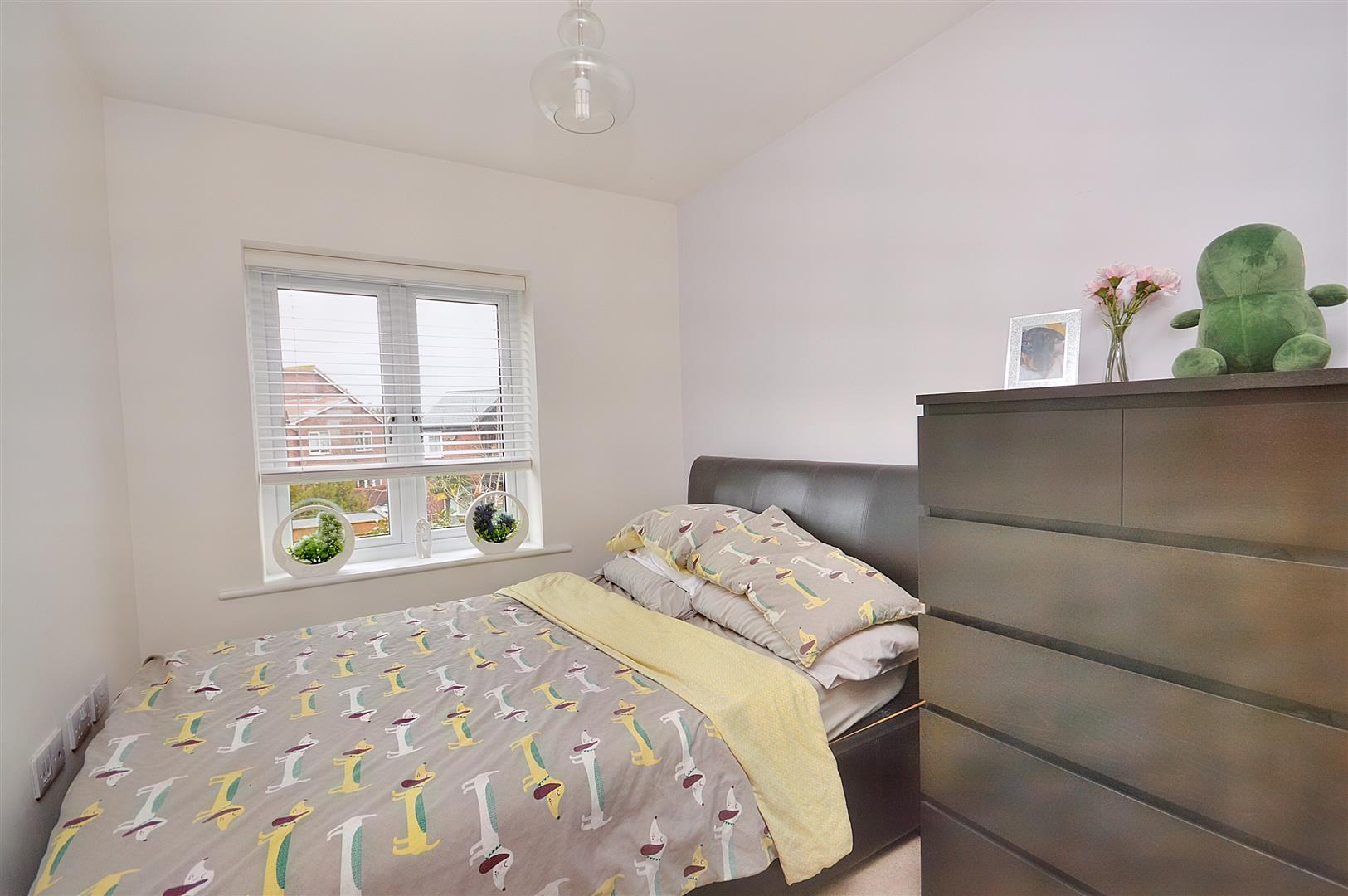 Property Details for Sunflower Lane, Polegate Town Property Estate